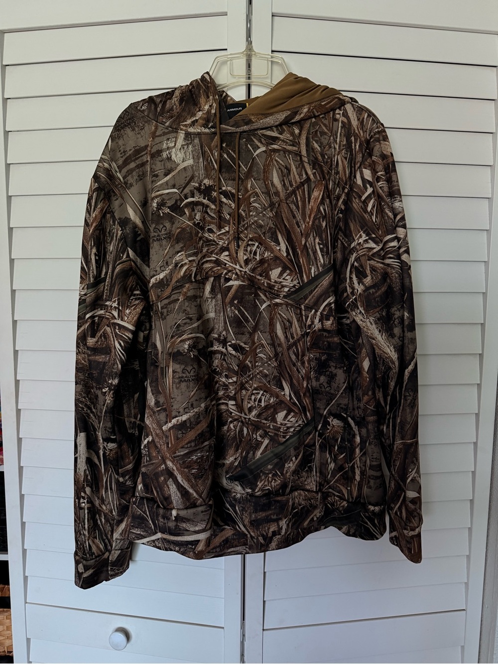 Under Armor Camo Hooded Pullover Sweatshirt